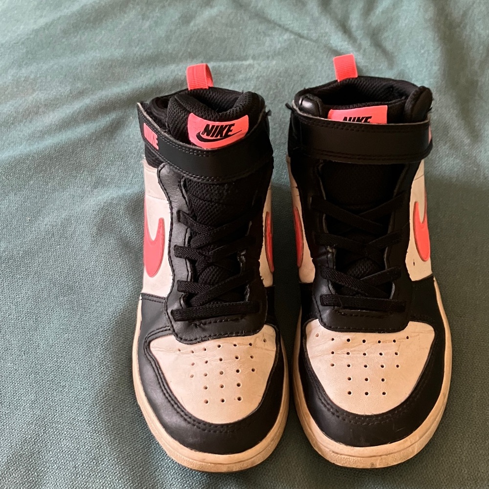 Girls Nikes size one Velcro on excellent working condition